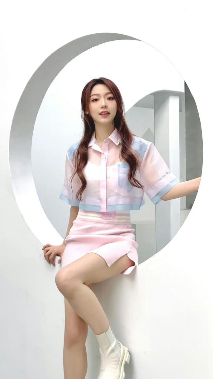 王者荣耀kpl女主播?王者荣耀kpl女主播事件?-第3张图片-王者荣耀资讯站_攻略_背景故事_玩法 王者荣耀kpl女主播?王者荣耀kpl女主播事件?-第3张图片-王者荣耀资讯站_攻略_背景故事_玩法